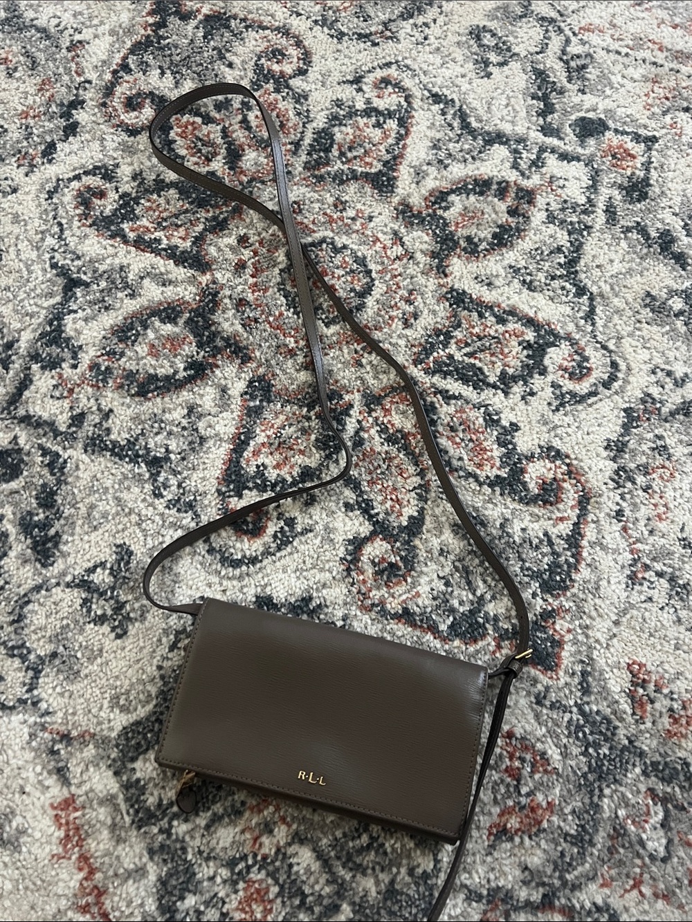 Crossbody Wallet - Sleek Leather Carry